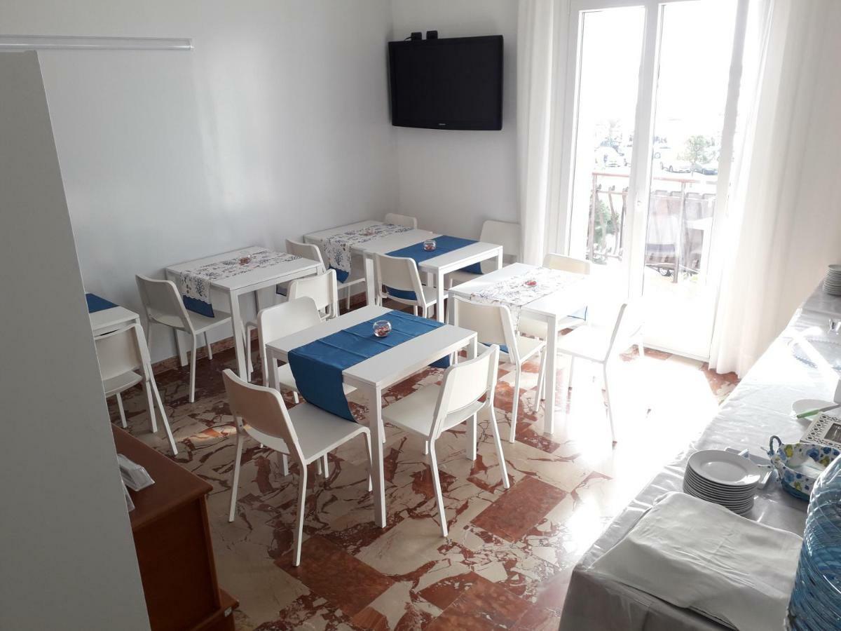B&B L'Isola Porto Cesareo Exterior foto