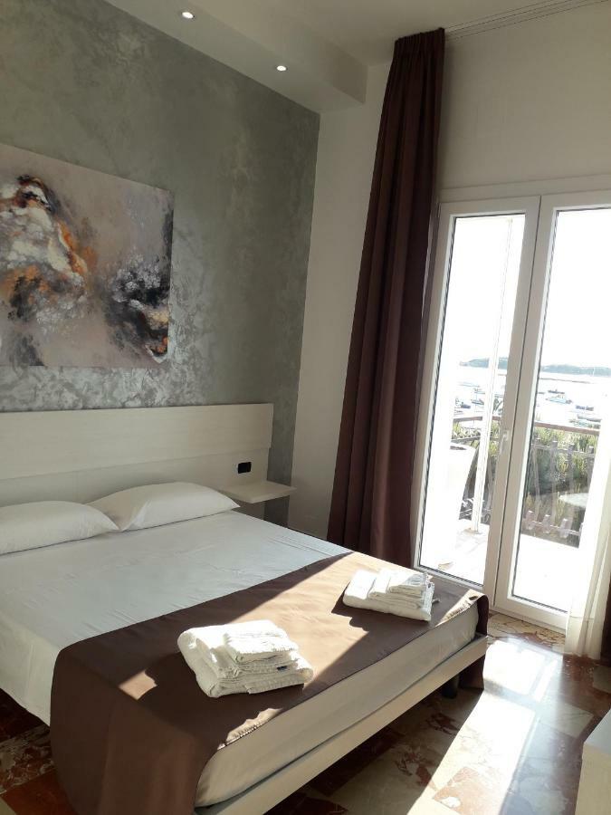 B&B L'Isola Porto Cesareo Exterior foto